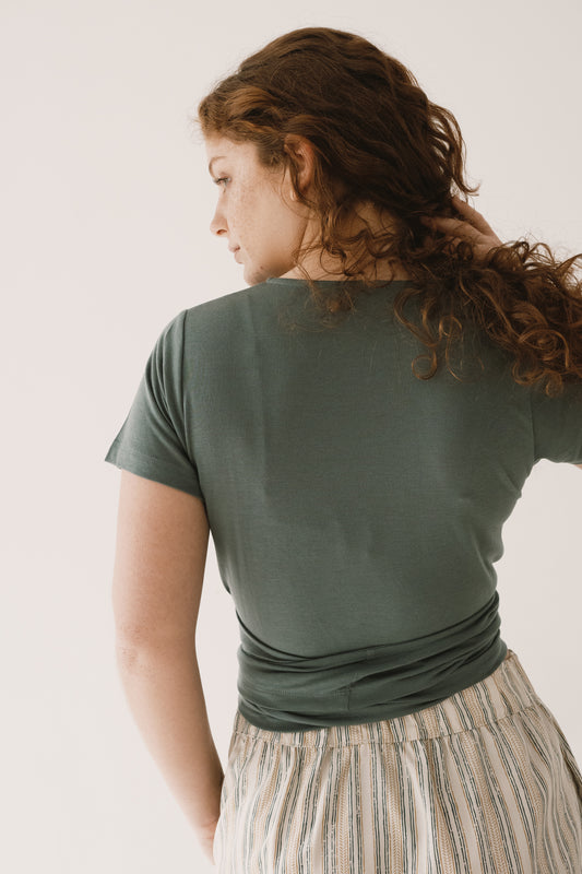 Hagne Tencel wrap T-shirt in green