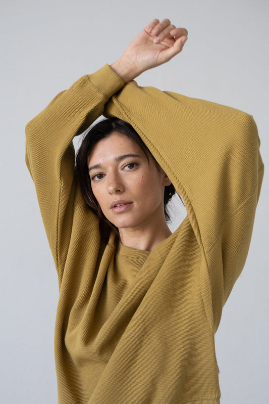 Sudadera Helmut oversized waffle mostaza