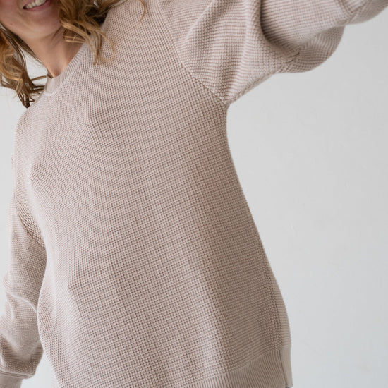 TIRALAHILACHA | Unisex Tam Sweater Organic Cotton in Magnolia White