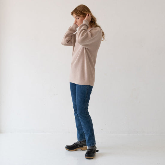 TIRALAHILACHA | Unisex Tam Sweater Organic Cotton in Magnolia White