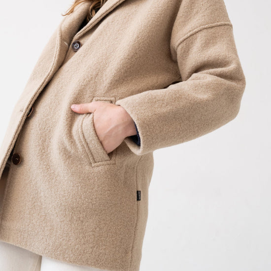 TIRALAHILACHA | Tad Coat 100% Merino Wool in Magnolia Beige