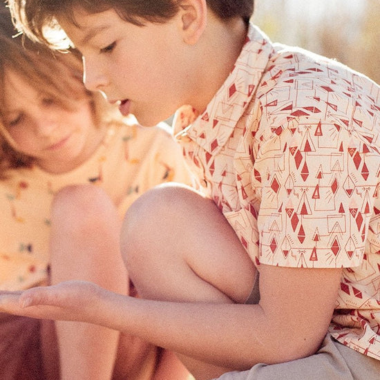 Camisa popelín estampado geométrico - TIRALAHILACHA
