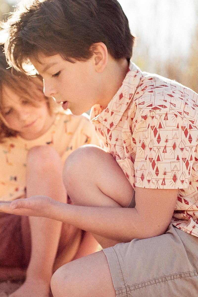 Camisa popelín estampado geométrico - TIRALAHILACHA