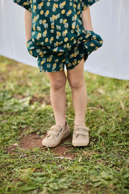 Shorts Blue Green Footprints Organic Cotton - TIRALAHILACHA