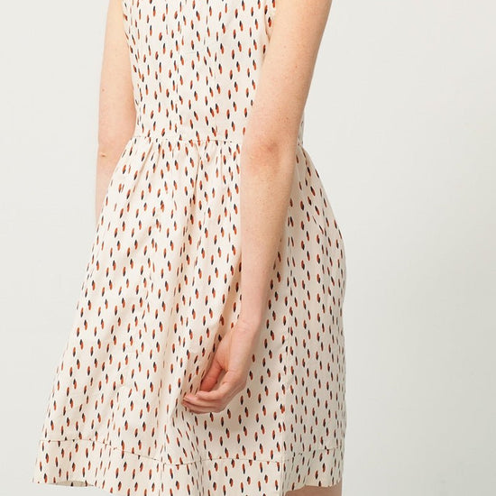 Pearle Peter Pan collar dress in cream and abstract print - TIRALAHILACHA