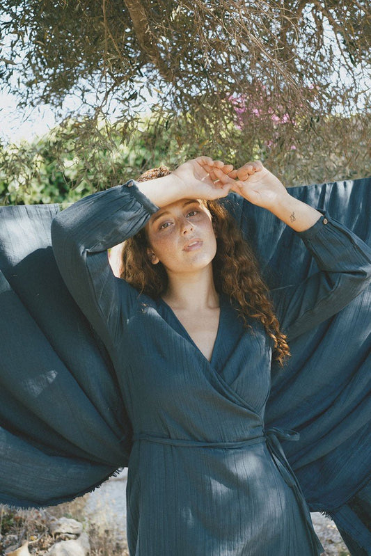 Susana Crossover dress in blue - TIRALAHILACHA