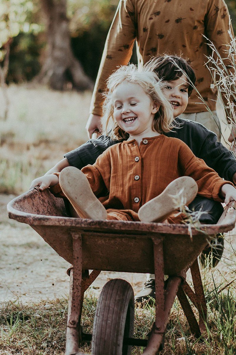 Surya unisex jumpsuit in terracotta - TIRALAHILACHA