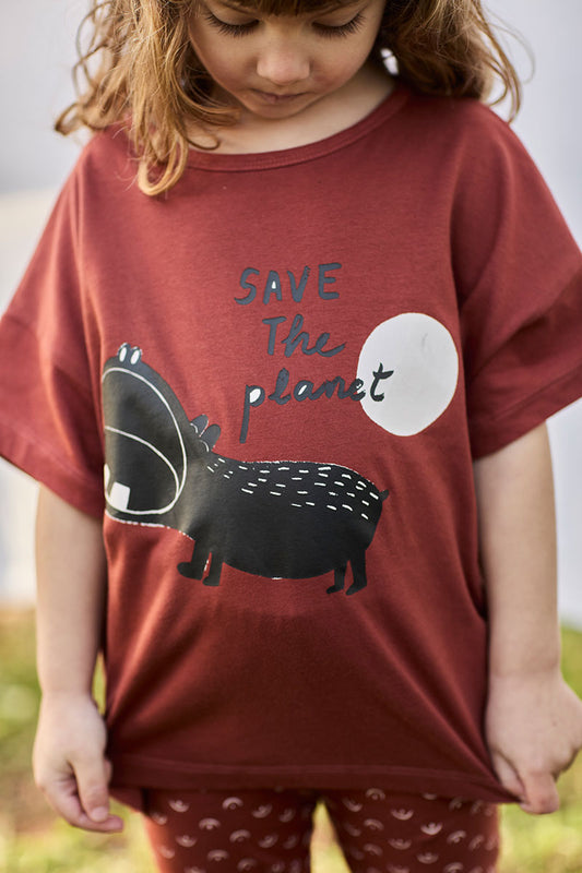 Unisex T-shirt Red Hippo in Organic Cotton