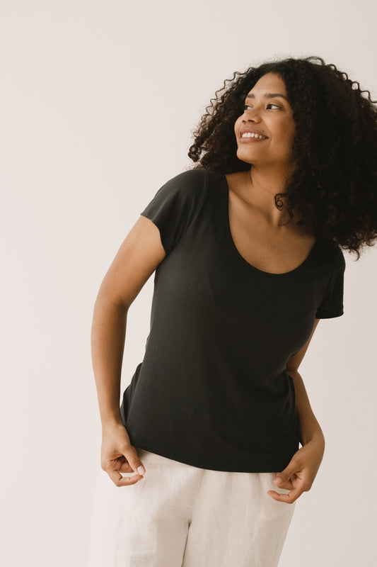 Hilda Tencel short sleeved T-shirt in black