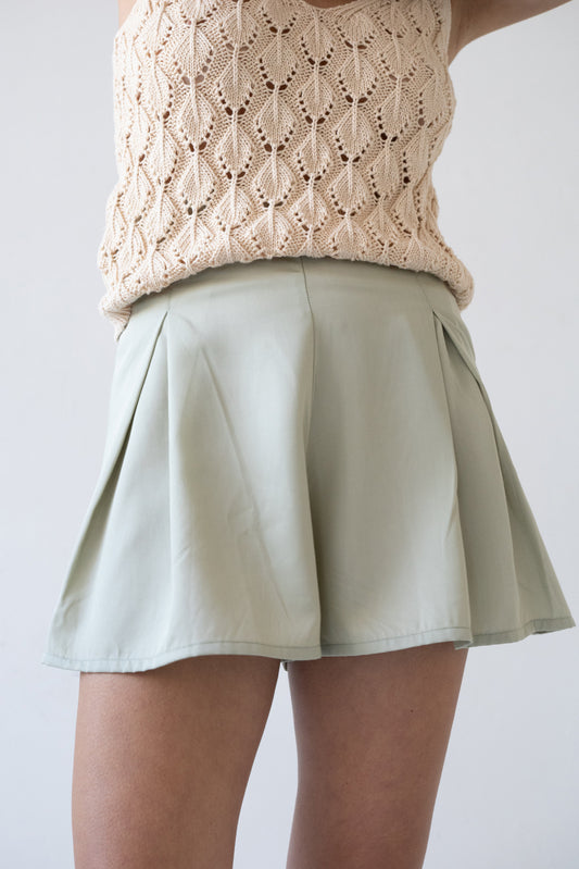 Hannia Tencel shorts in green