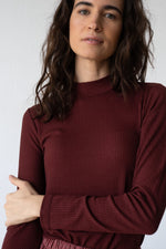 Merino wool turtleneck top in burgundy
