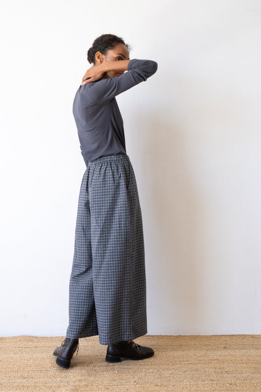 Organic cotton wide-leg trousers in blueberry blue