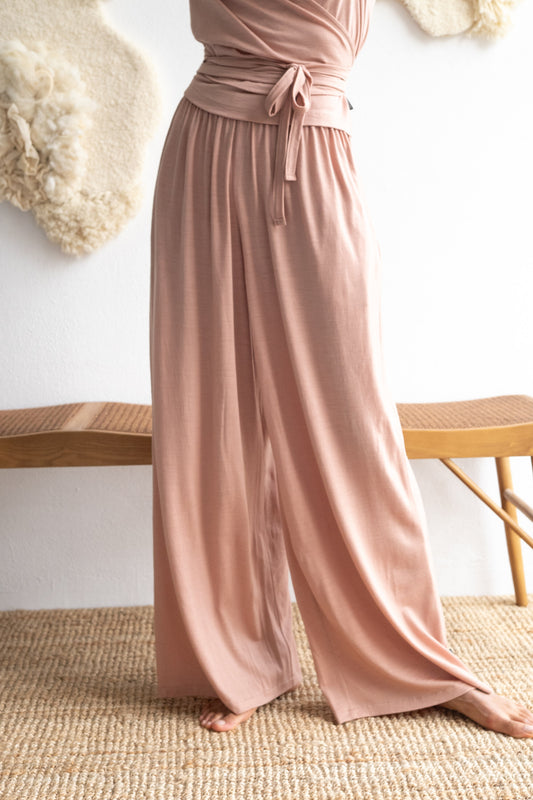 Merino wool wide-leg trousers in dusty pink