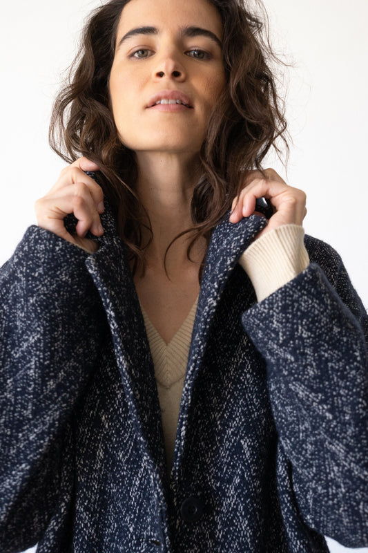 Virgin wool and organic cotton oversized coat in blueberry blue