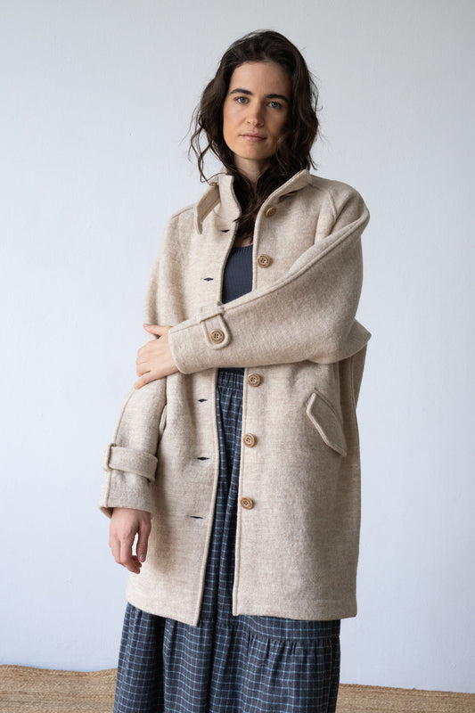 100% virgin wool high-neck coat in beige