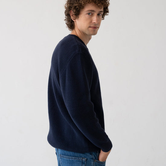 TIRALAHILACHA | Navy blue Tam sweater in organic cotton