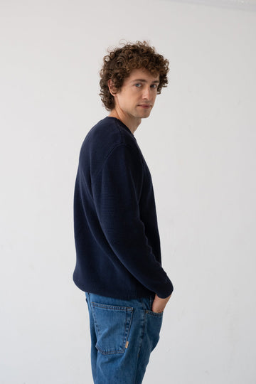 TIRALAHILACHA | Navy blue Tam sweater in organic cotton