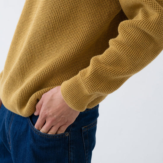 TIRALAHILACHA | Mustard Tam sweater in organic cotton