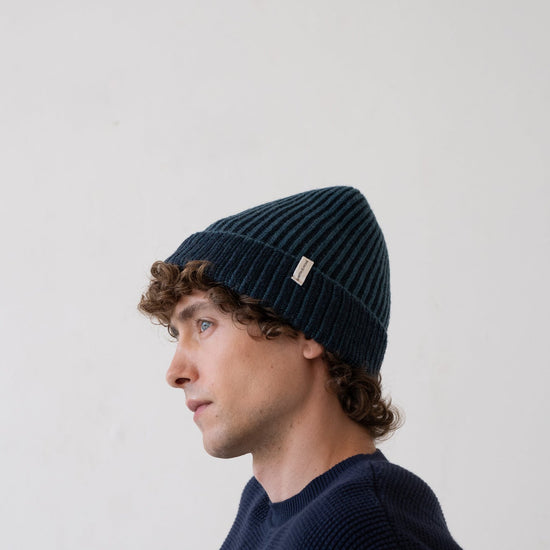 TIRALAHILACHA | Tao chunky wool beanie in two-tone blue