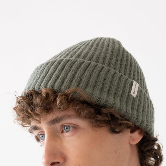 TIRALAHILACHA | Tao chunky wool beanie in green