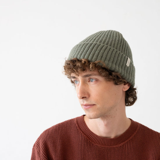 TIRALAHILACHA | Tao chunky wool beanie in green