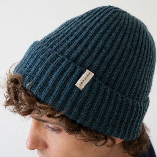 TIRALAHILACHA | Tao chunky wool beanie in blue