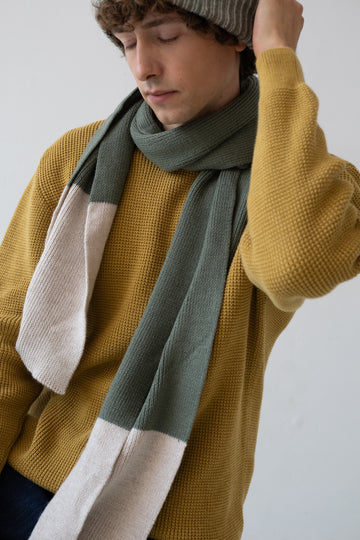 Tayo chunky wool scarf in two-tone green