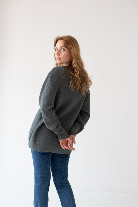 TIRALAHILACHA | Unisex Tam Sweater Organic Cotton in Hydrangea Blue