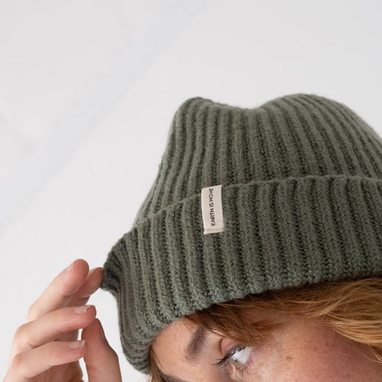 TIRALAHILACHA | Tao chunky wool beanie in green