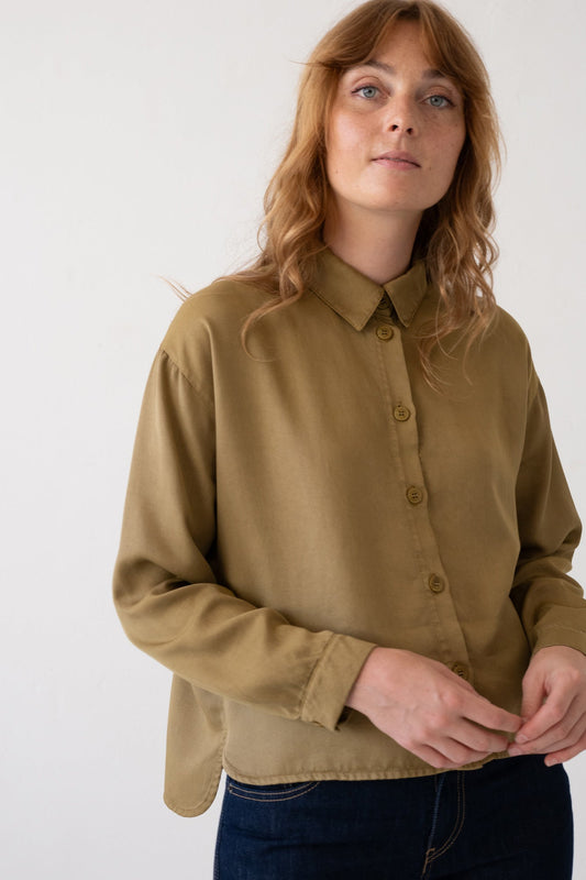 TIRALAHILACHA | Tait Oversized Shirt 100% Tencel in Berry Black