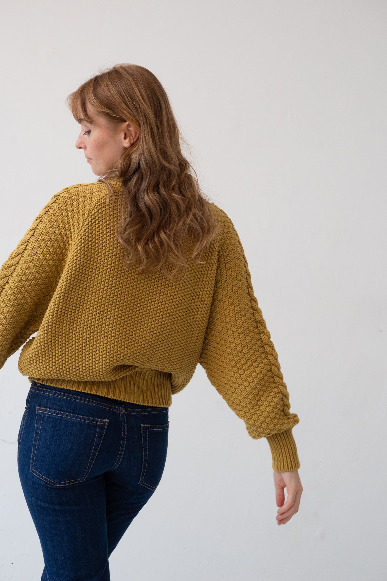 TIRALAHILACHA | Turner Sweater Organic Cotton in Mustard