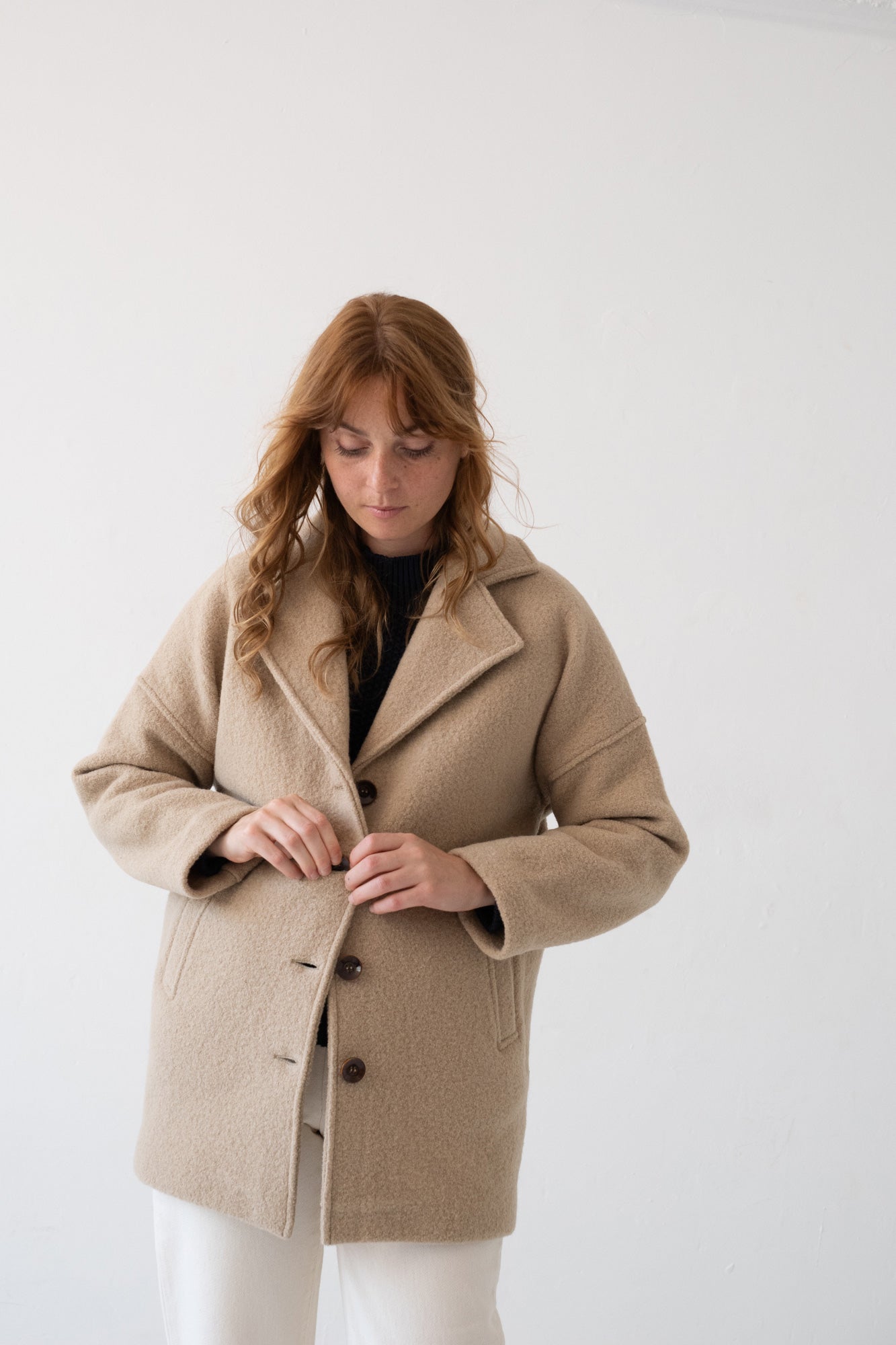 TIRALAHILACHA | Tad Coat 100% Merino Wool in Magnolia Beige