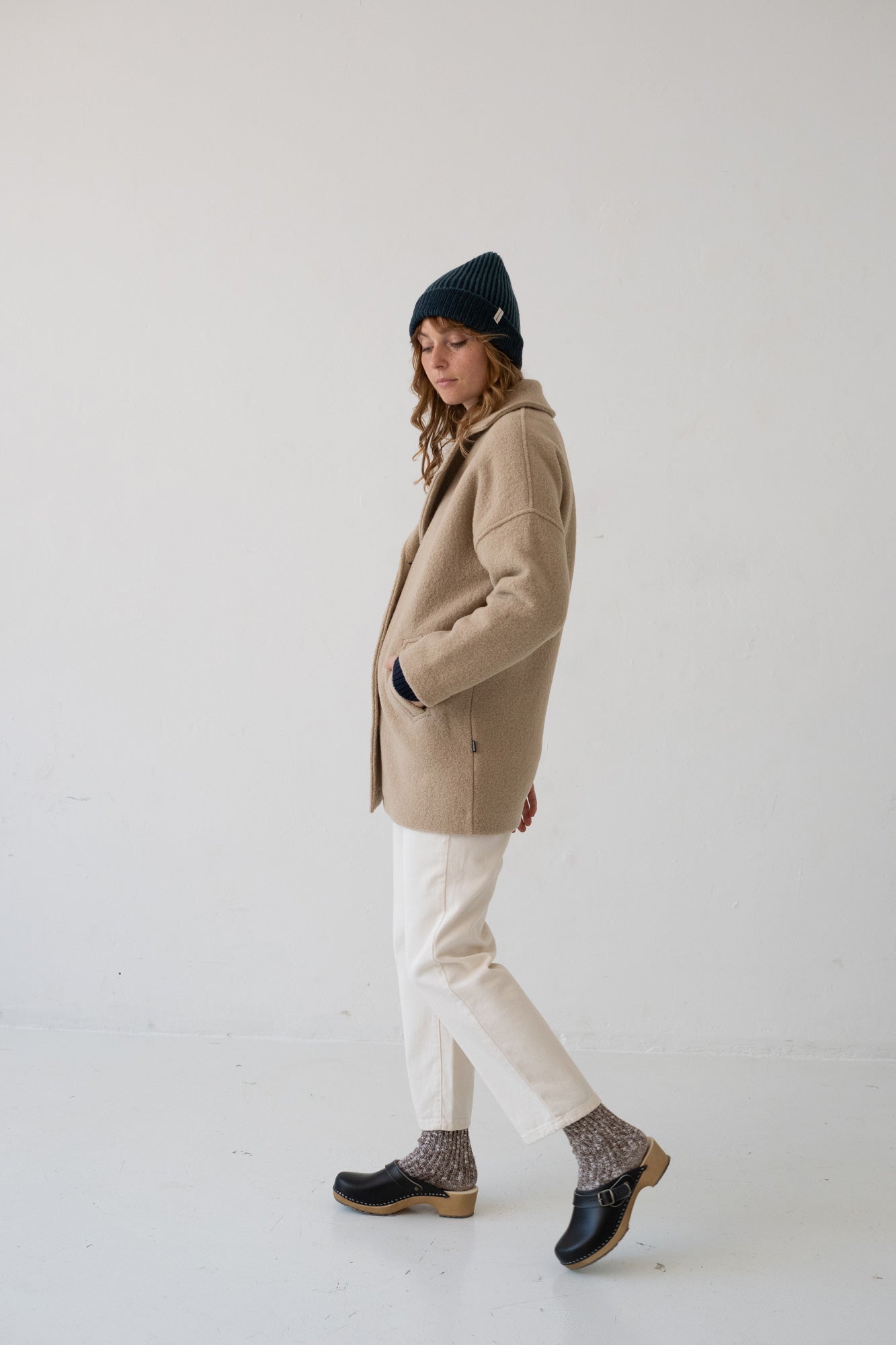 TIRALAHILACHA | Tad Coat 100% Merino Wool in Magnolia Beige