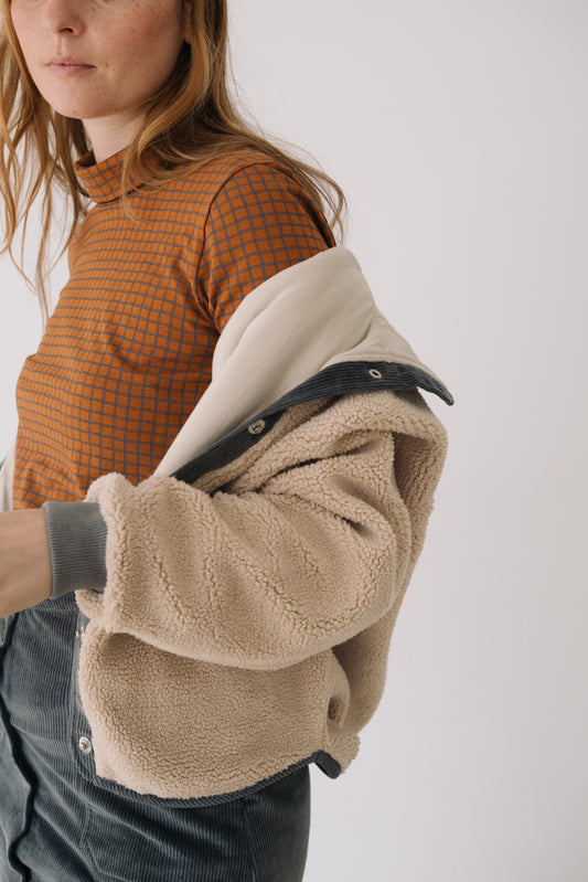 Chaqueta borreguito botones algodón orgánico crudo