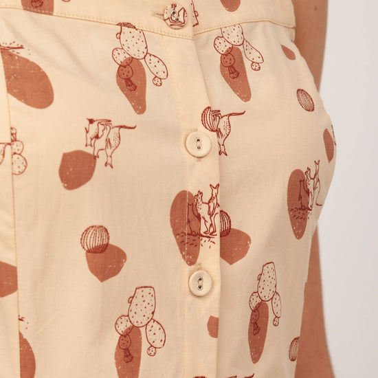 BETSY strappy dress with buttons in beige kangaroo - TIRALAHILACHA