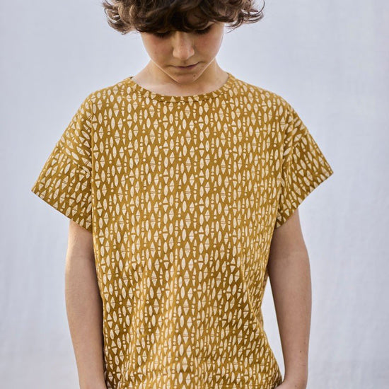 Unisex organic cotton T-shirt Ethnic Mustard - TIRALAHILACHA