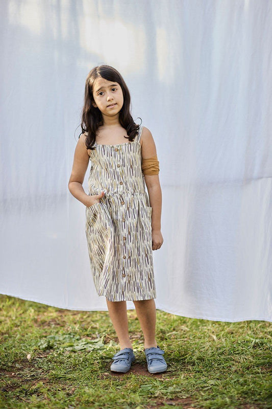 Cross Back Dress in Organic Cotton with jungle print in Beige - TIRALAHILACHA