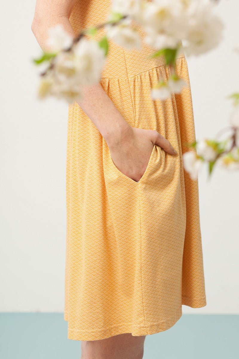 Priscila oversized dress in yellow and japanese print - TIRALAHILACHA